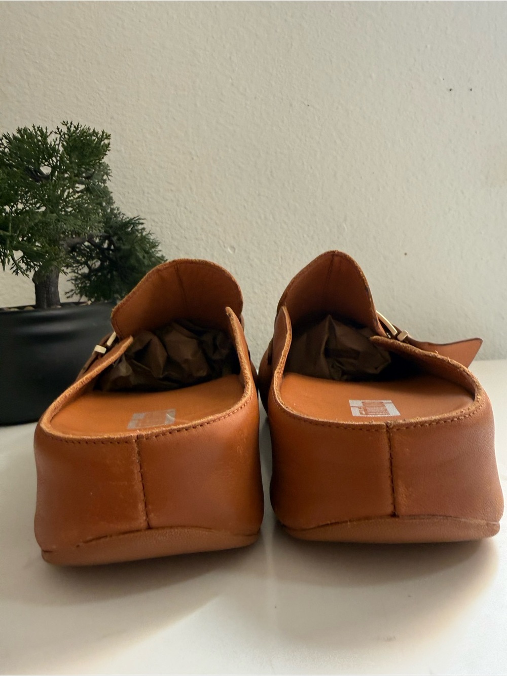 Fitflop Cognac Leather Slip-On Mule with Buckle  women size 8.5 - Picture 4 of 9